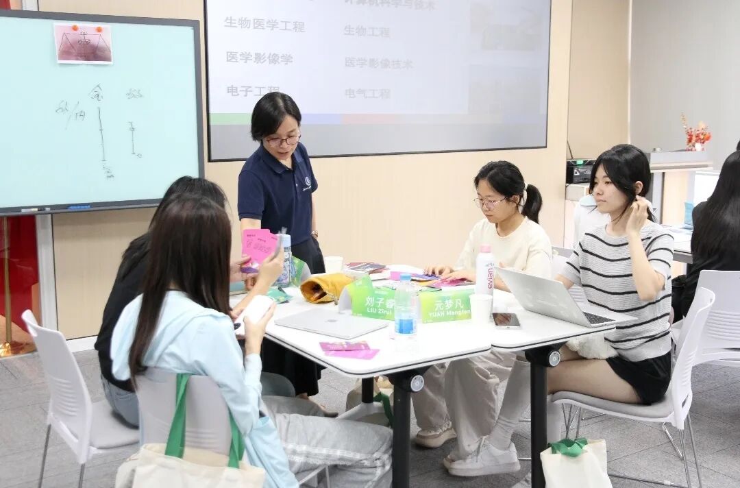 T.School夏校活动现场