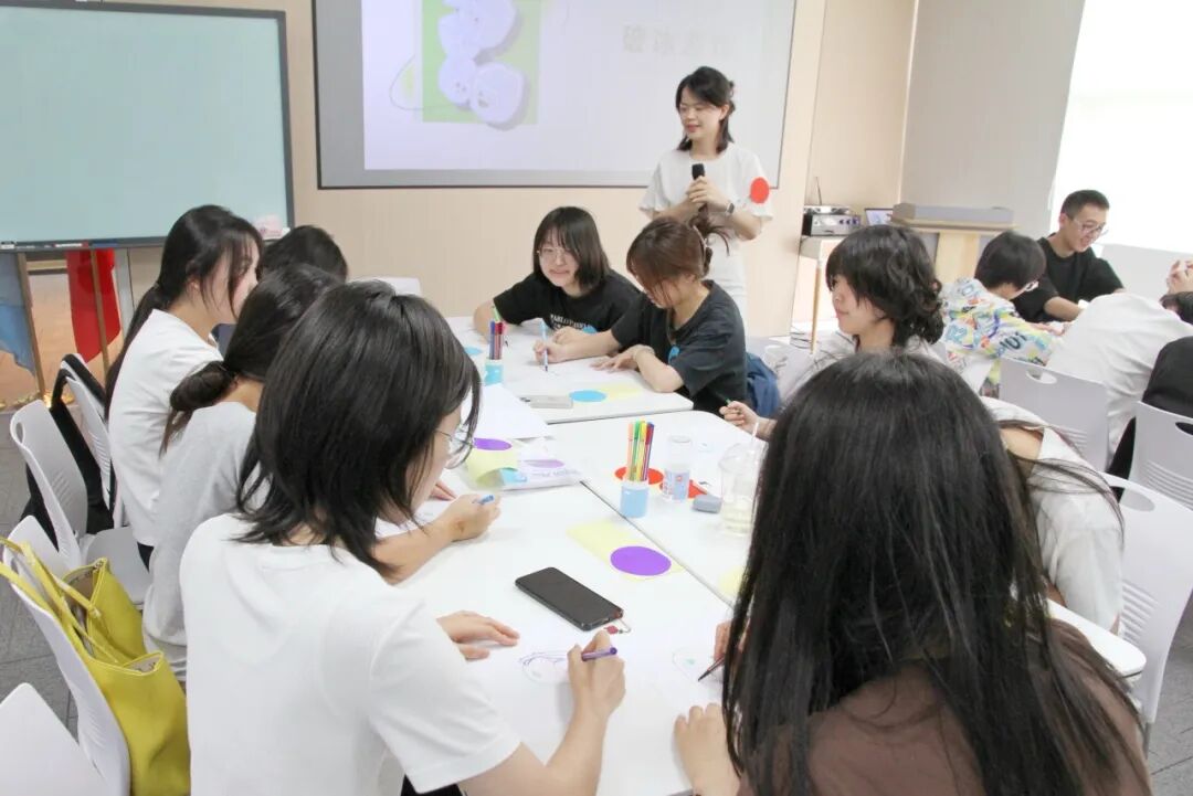 儿童青少年营地教育发展论坛现场